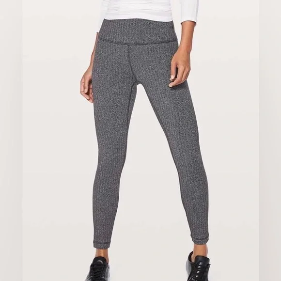⚡️CLEAR OUT SALE⚡️ lululemon Wunder Under Hi-Rise 7/8 Tight Herringbone - Picture 3 of 12